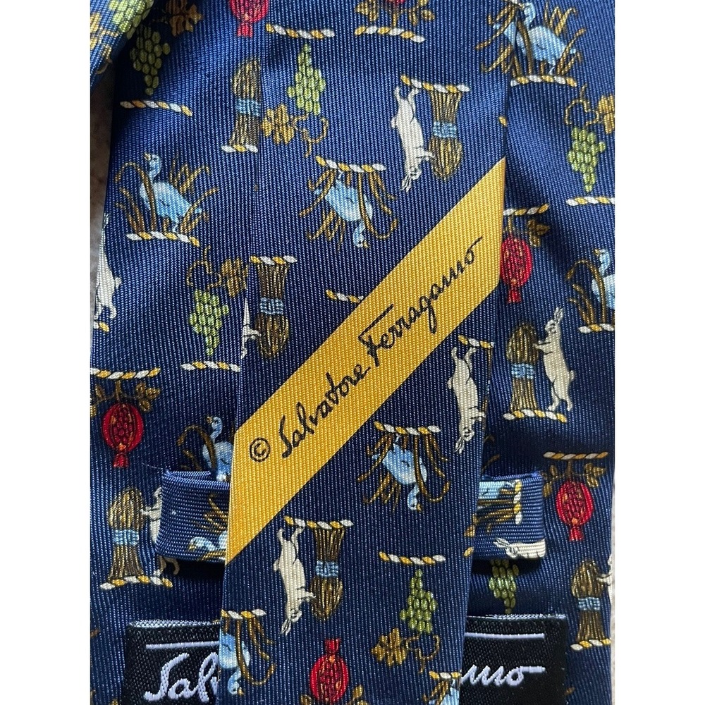 New Salvatore Ferragamo Silk Necktie Rabbit Fall Leaves Grapes 3.75" - 58" - Picture 7 of 8